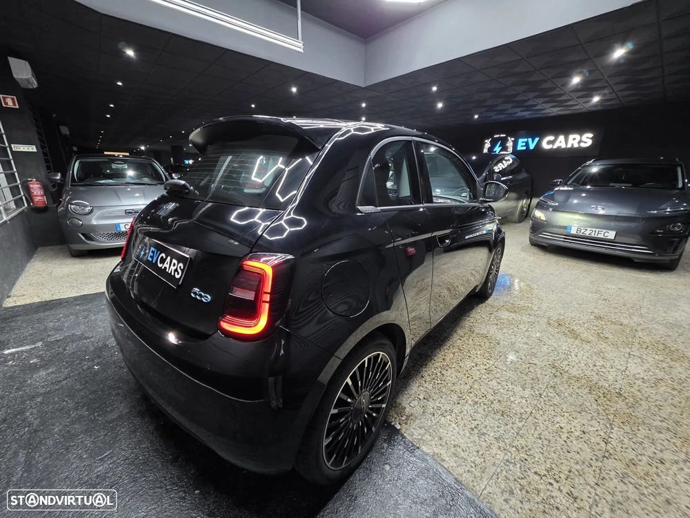 Fiat 500e 3 + 1 42 kWh Icon - 24