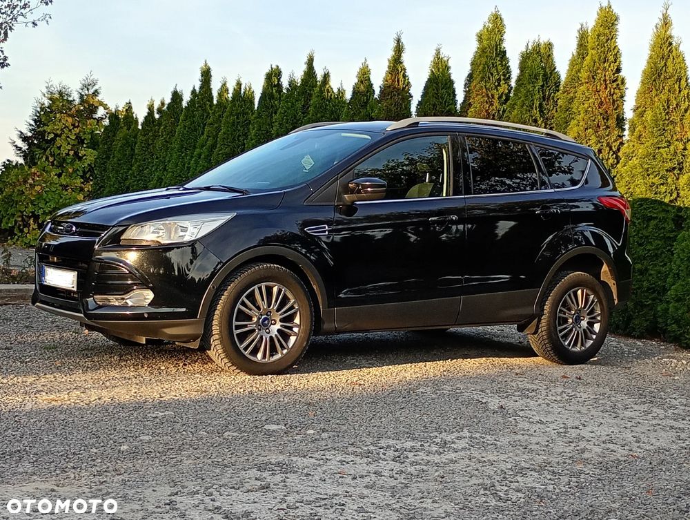 Ford Kuga 2.0 TDCi 2x4 Titanium - 10