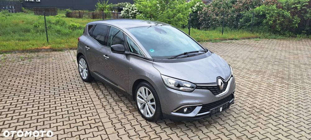 Renault Scenic - 17