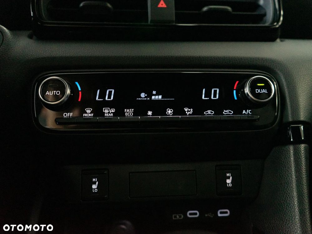 Toyota Yaris - 19