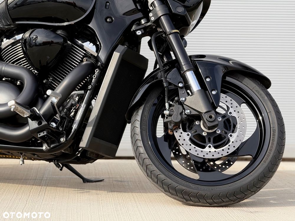 Suzuki Boulevard - 23