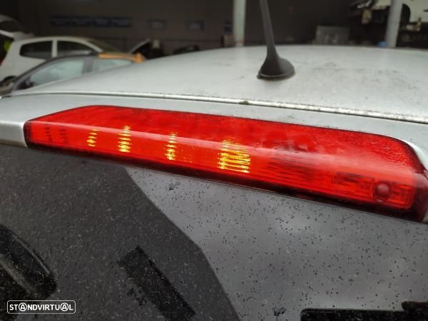 Farolim 3º Stop / Central Peugeot 207 Sw (Wk_) - 6