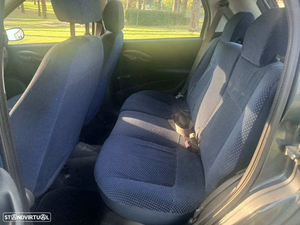 Fiat Punto 1.2 16V ELX - 9