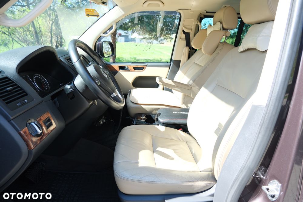 Volkswagen Multivan - 7