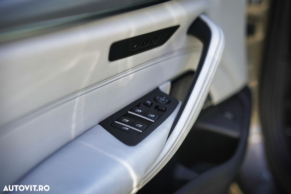 BMW Seria 5 520d xDrive Aut. M Sport Edition - 20