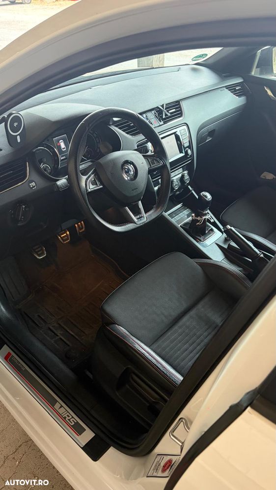Skoda Octavia 2.0 TSI (Green tec) RS - 12