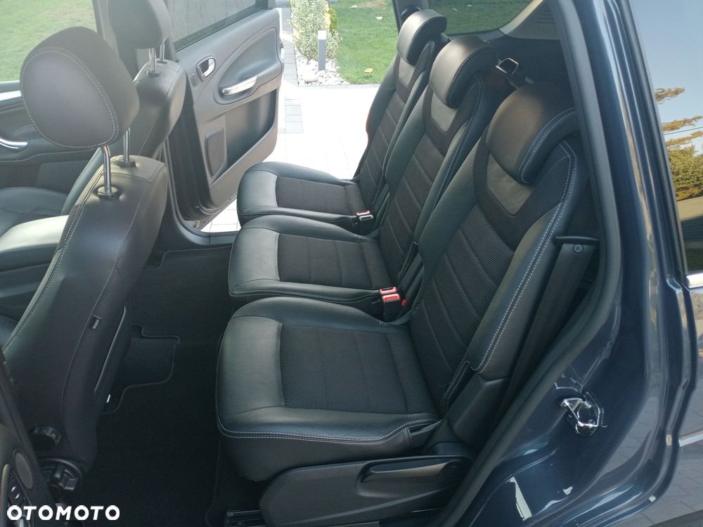 Ford S-Max 2.0 TDCi DPF Titanium X - 24