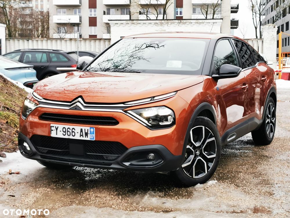 Citroën C4 EV136 50kWh Shine - 3