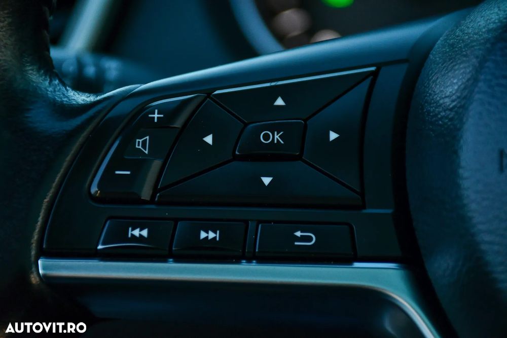 Nissan Qashqai 1.7 dCi Xtronic ALL-MODE 4x4i N-CONNECTA - 16