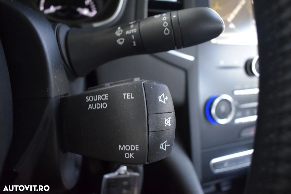 Renault Megane Blue dCi 116 EDC Zen - 18