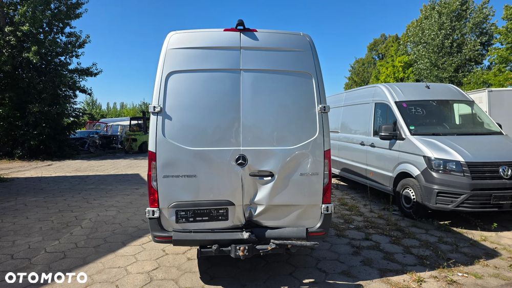 Mercedes-Benz SPRINTER - 6