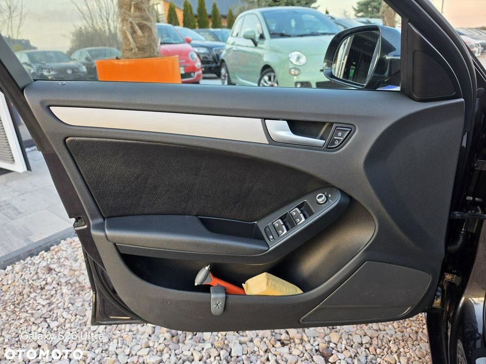 Audi A4 Avant - 25