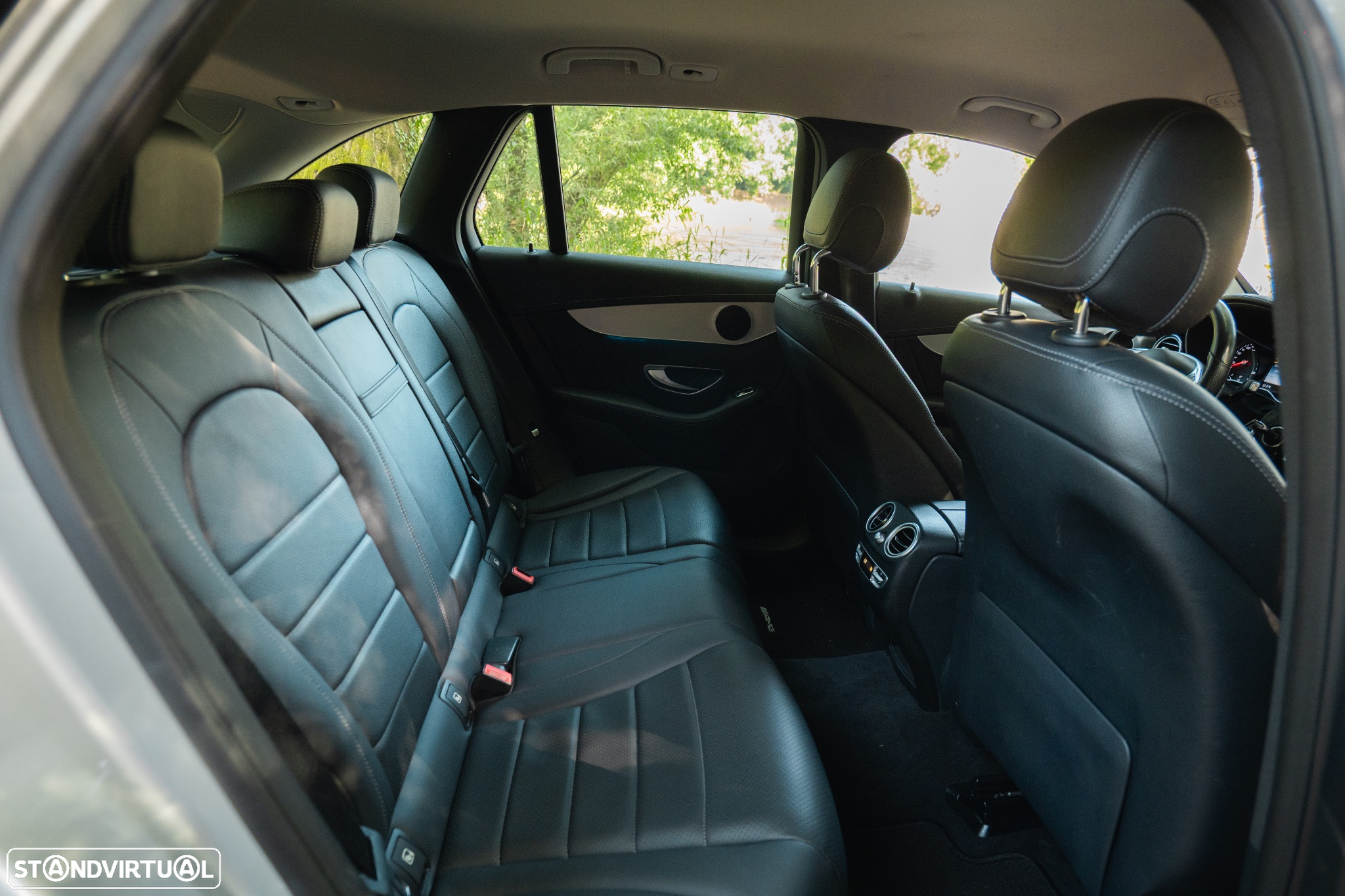 Mercedes-Benz GLC 220 d 4Matic 9G-TRONIC AMG Line - 49