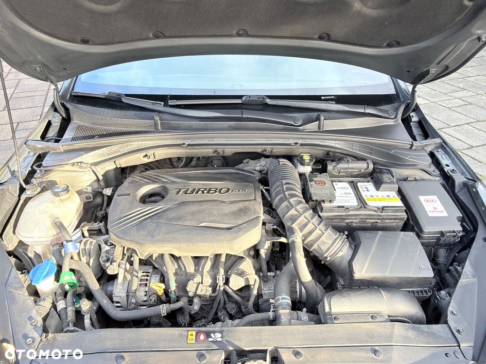 Kia ProCeed 1.6 T-GDI GT DCT - 16