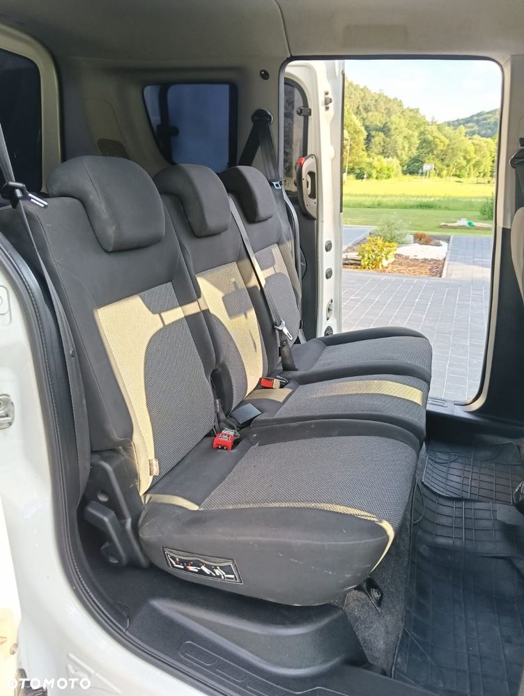 Fiat Doblo 1.3 Multijet 16V Active - 8
