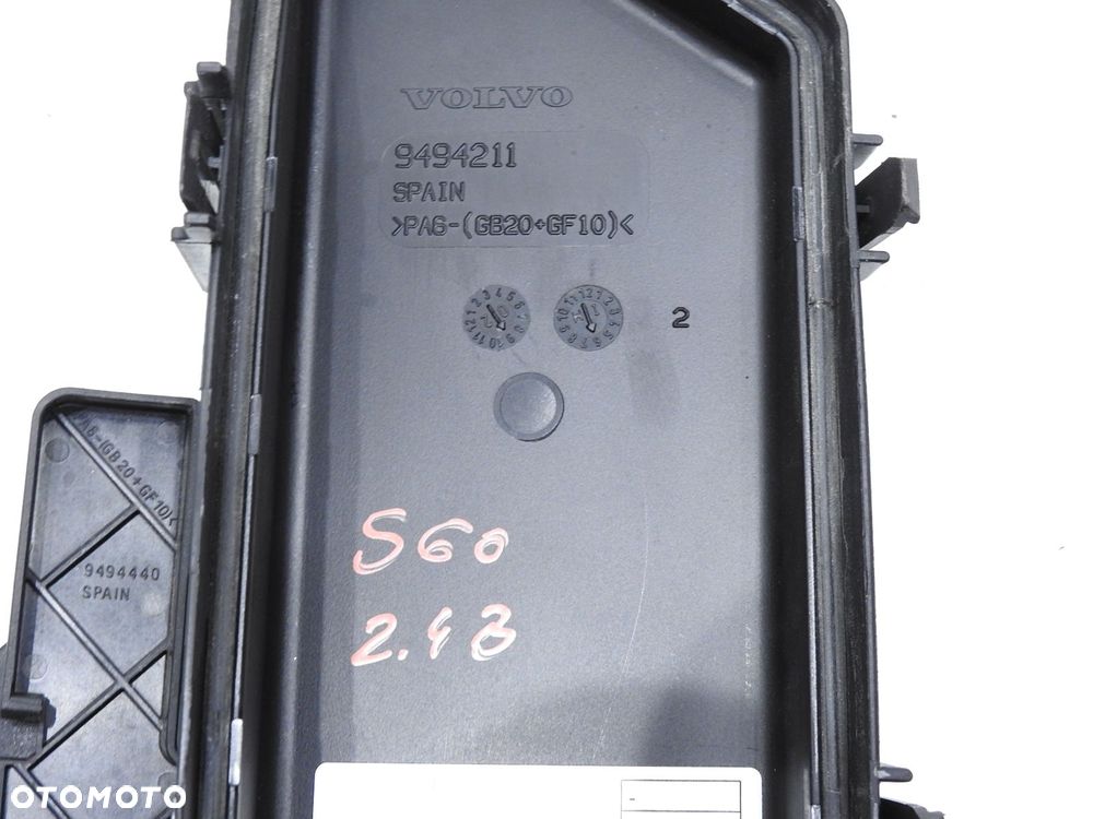 POKRYWA SKRZYNKI BEZPIECZNIKÓW VOLVO S60 2.4 B - 5