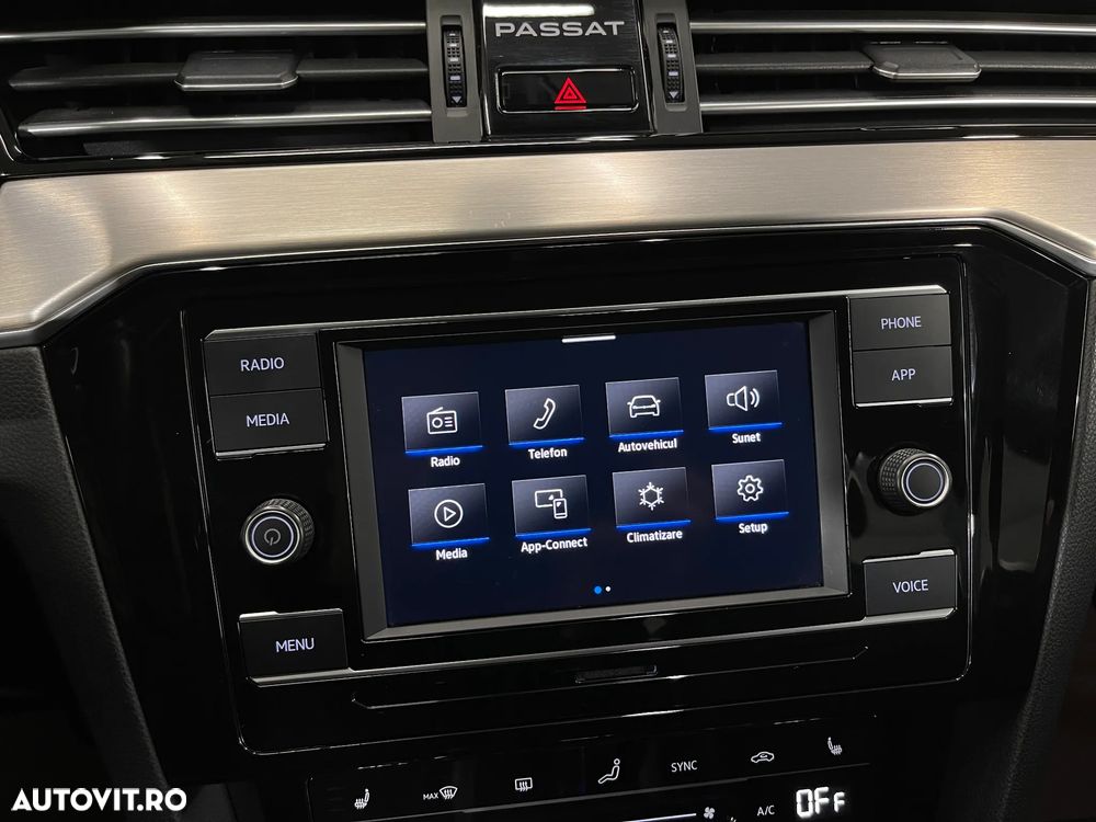 Volkswagen Passat 2.0 TDI DSG Highline - 18