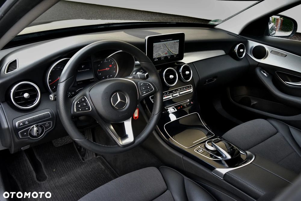 Mercedes-Benz Klasa C 180 7G-TRONIC Avantgarde - 13