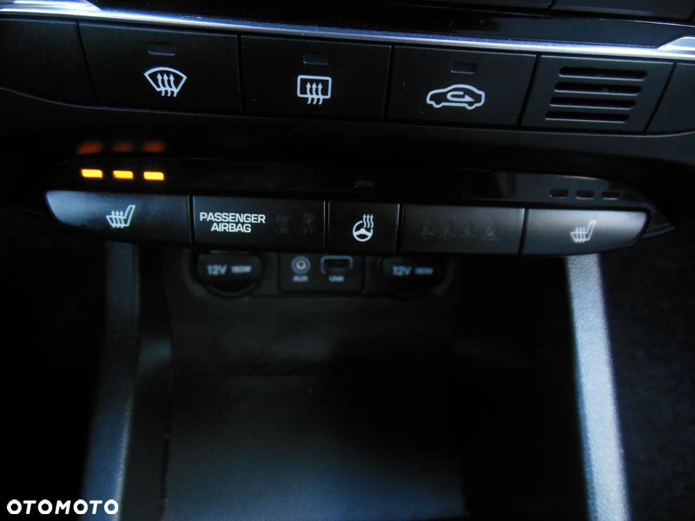 Hyundai i20 1.2 Intro Edition - 23