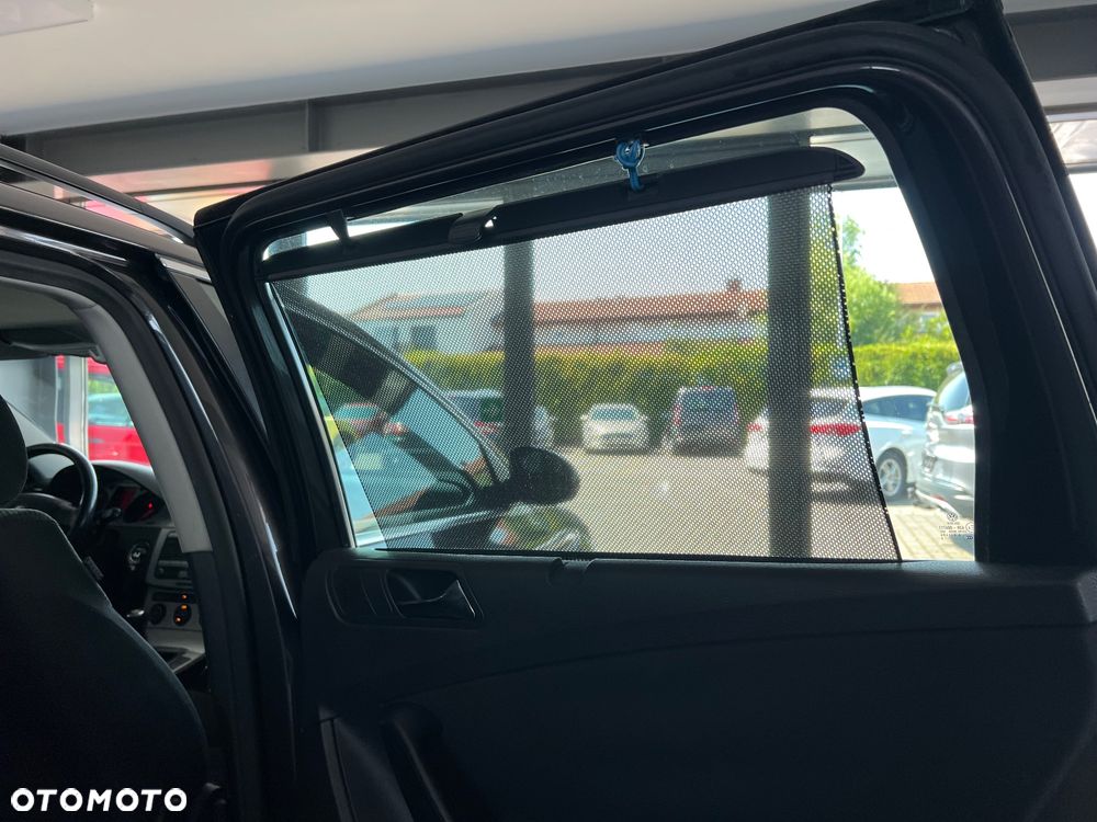 Volkswagen Passat 2.0 TDI Comfortline - 36