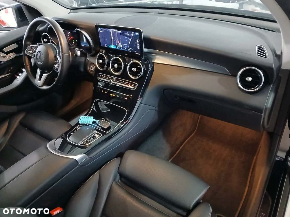 Mercedes-Benz GLC - 6