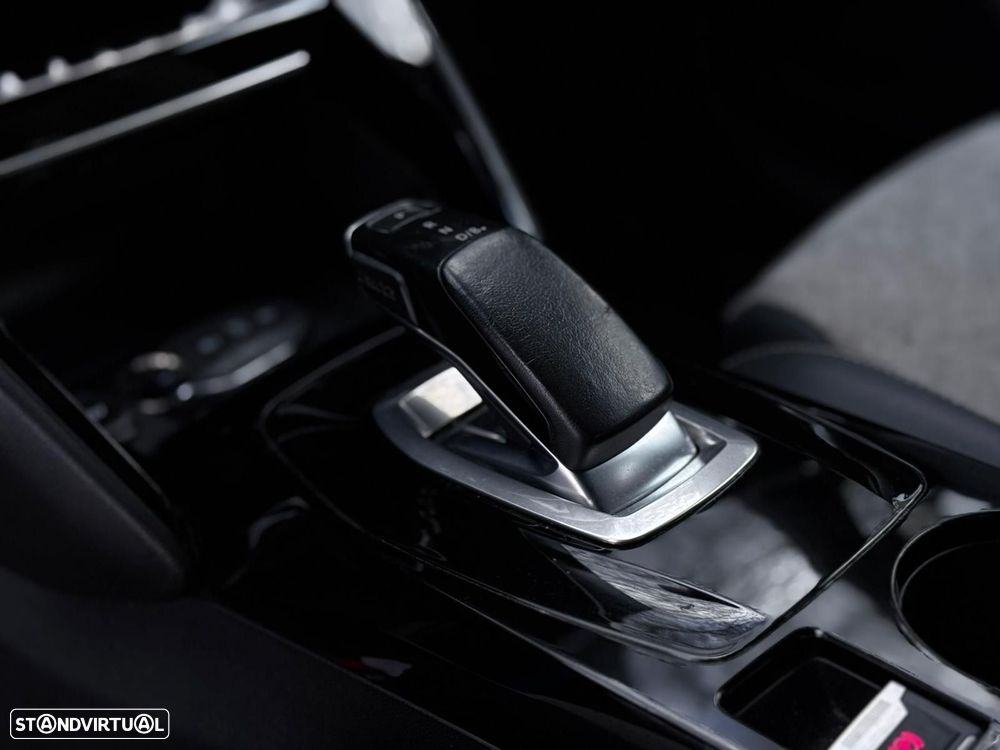 Peugeot e-208 50 kWh GT Pack - 22