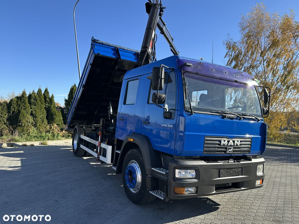 MAN LE 18.220 Wywrotka 3-stronna HDS HIAB 085 - 12
