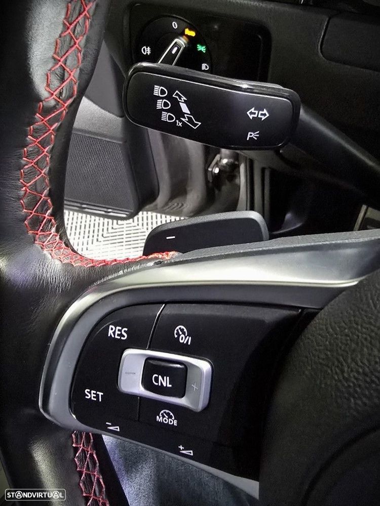 VW Golf GTI Performance BlueMotion DSG - 25