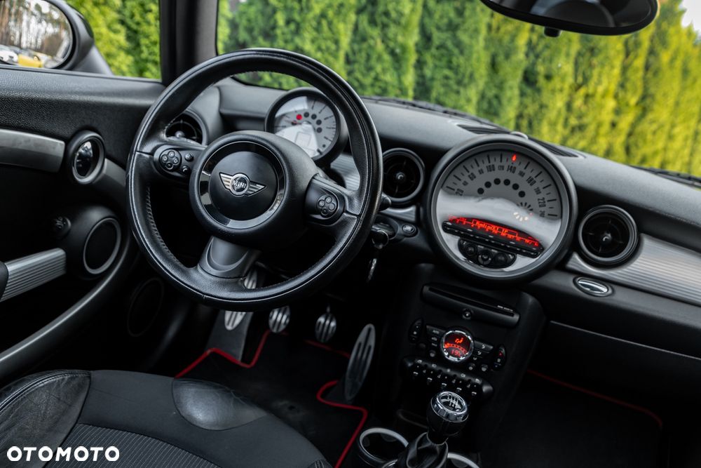 MINI Cooper S Standard - 34