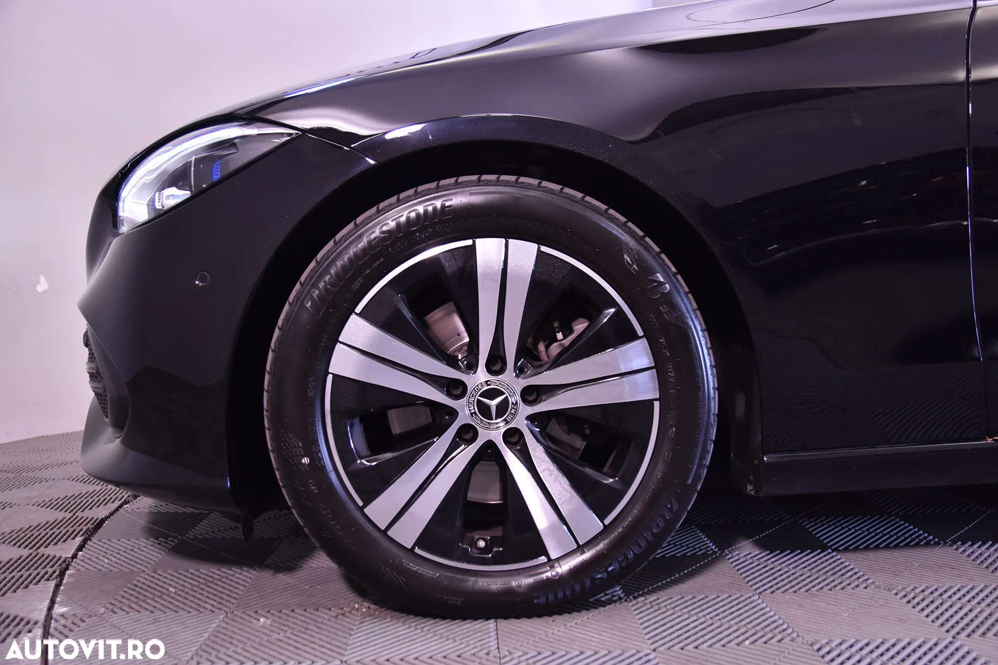 Mercedes-Benz C 220 d 4Matic T 9G-TRONIC - 13