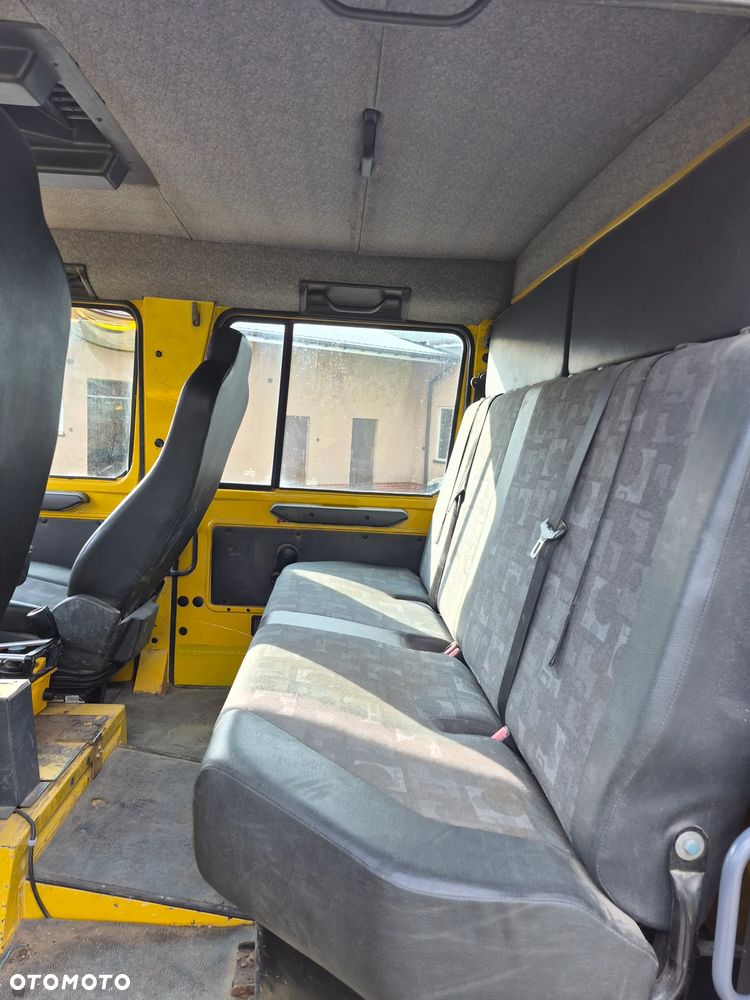 Mercedes-Benz Unimog U4000 - 11