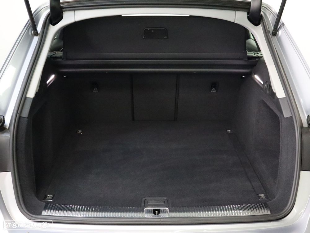 Audi A4 Avant 30 TDI S tronic - 20