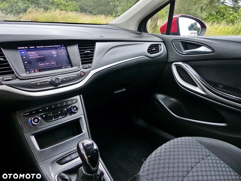 Opel Astra 1.2 T Edition S&S - 34