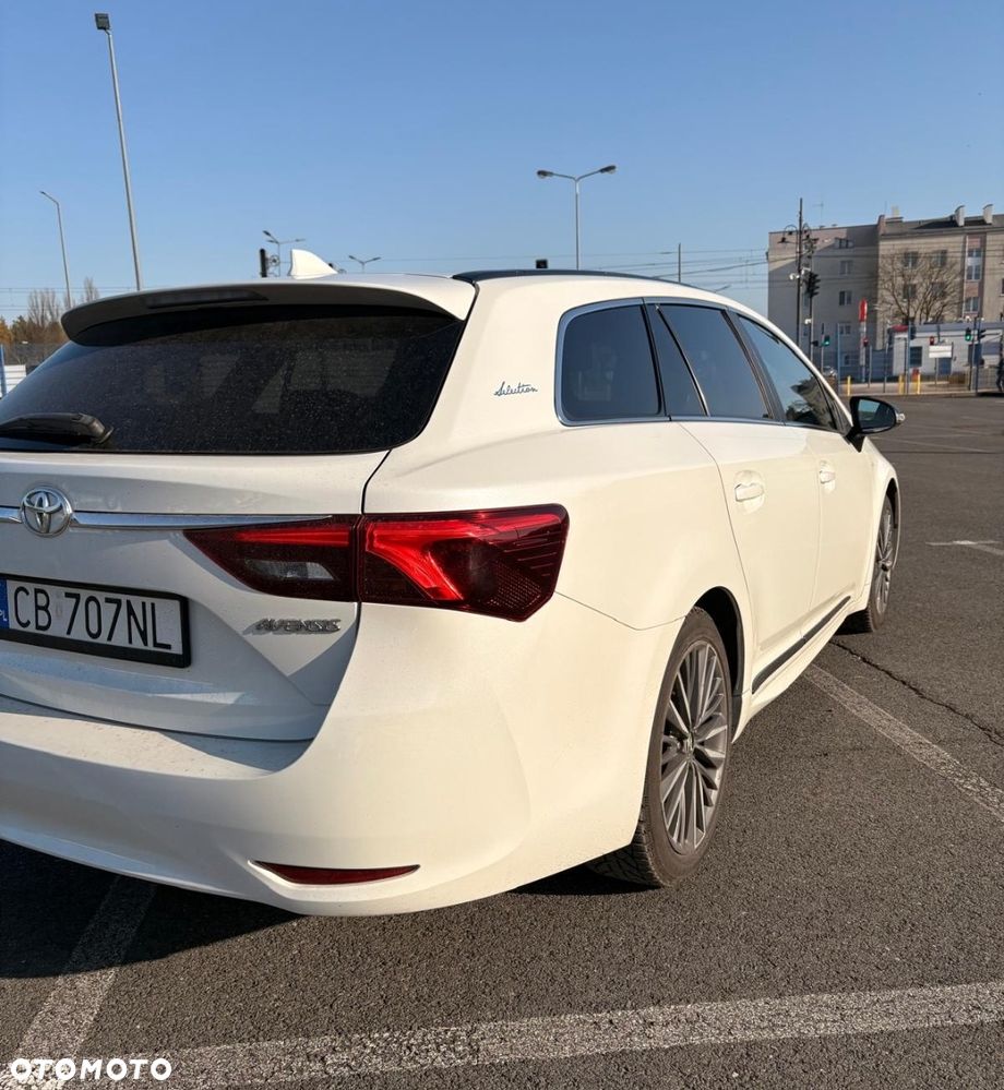 Toyota Avensis 1.8 Selection MS - 6