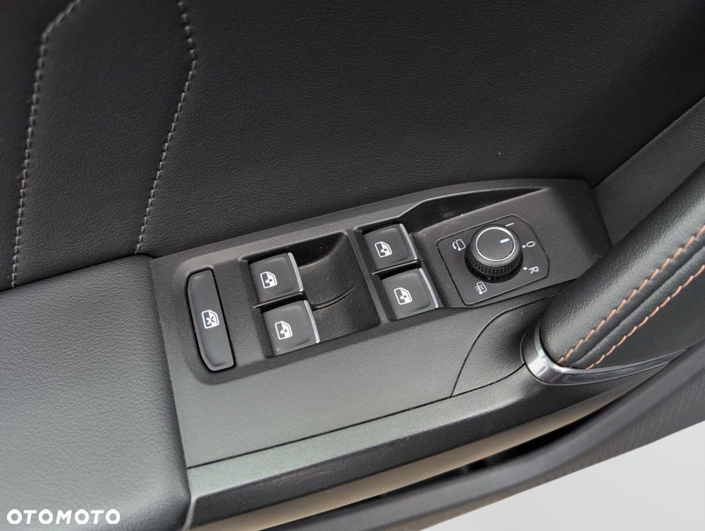 Cupra Leon 1.5 eTSI DSG - 18