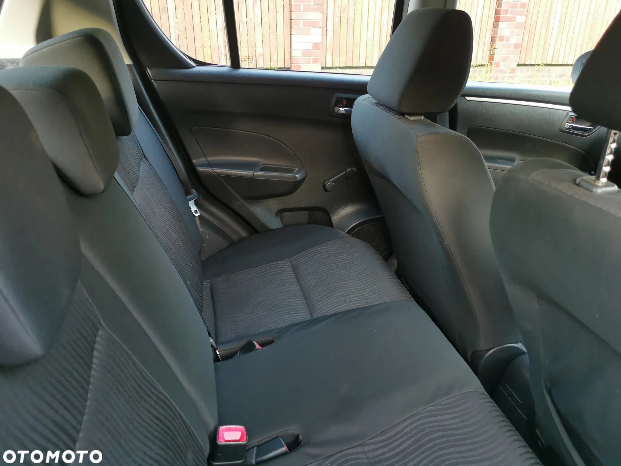 Suzuki Swift - 6
