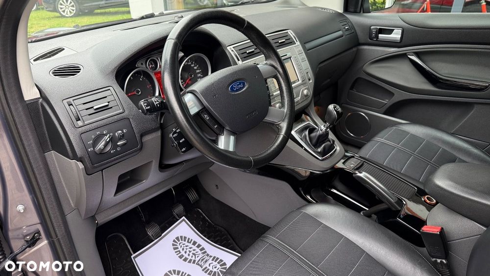 Ford Kuga - 18
