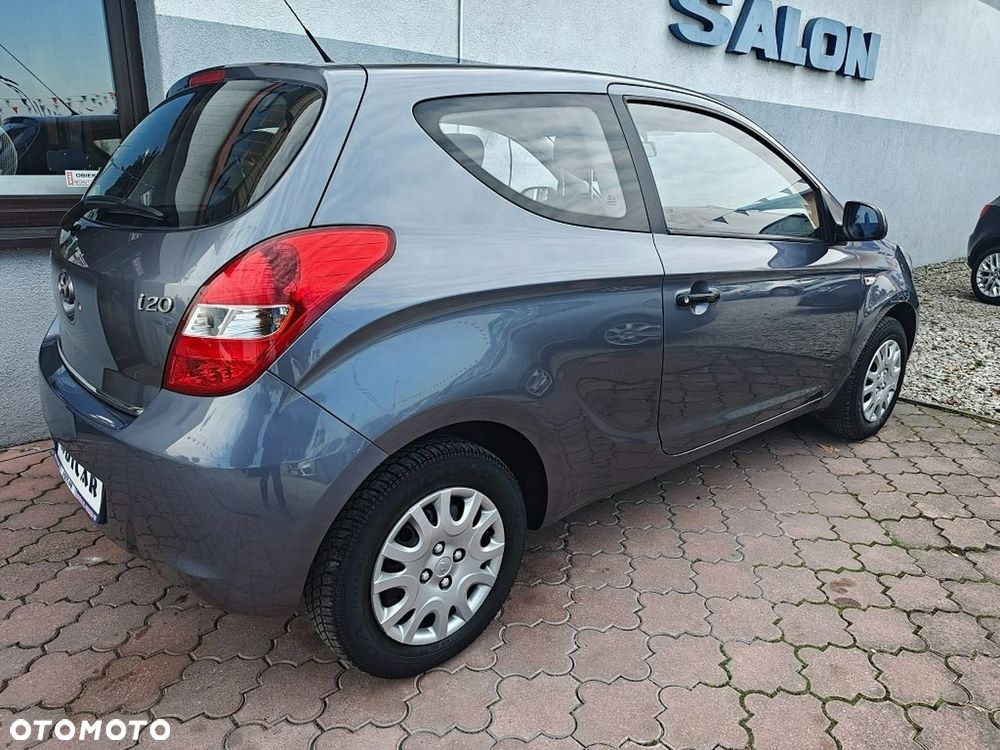Hyundai I20 2010 photo 5