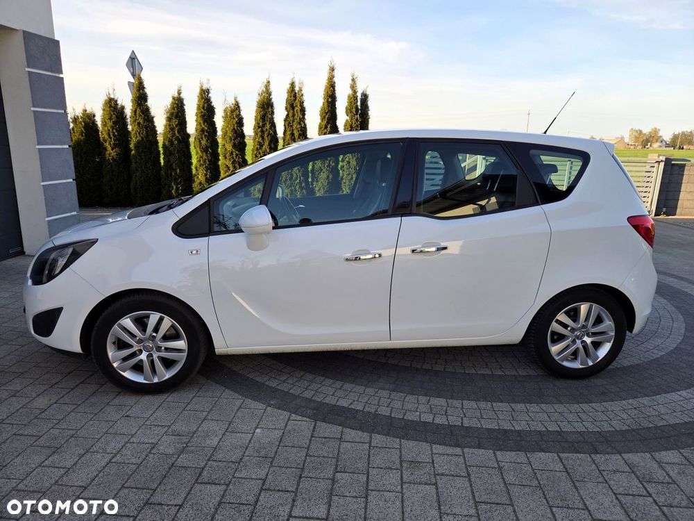 Opel Meriva - 11