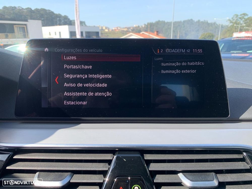 BMW 518 d Pack M Auto - 36