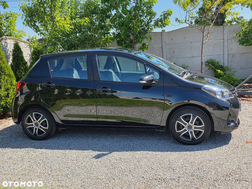 Toyota Yaris - 7