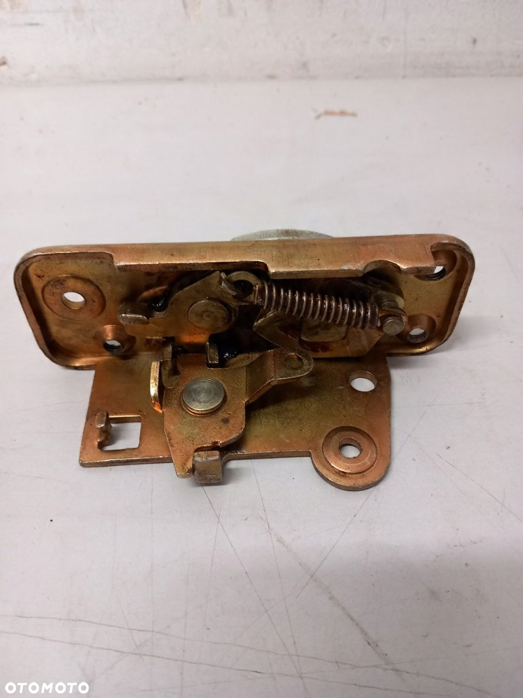 ZAMEK DRZWI PRAWY MERCEDES W309 W310 KACZKA A3097201535 - 3
