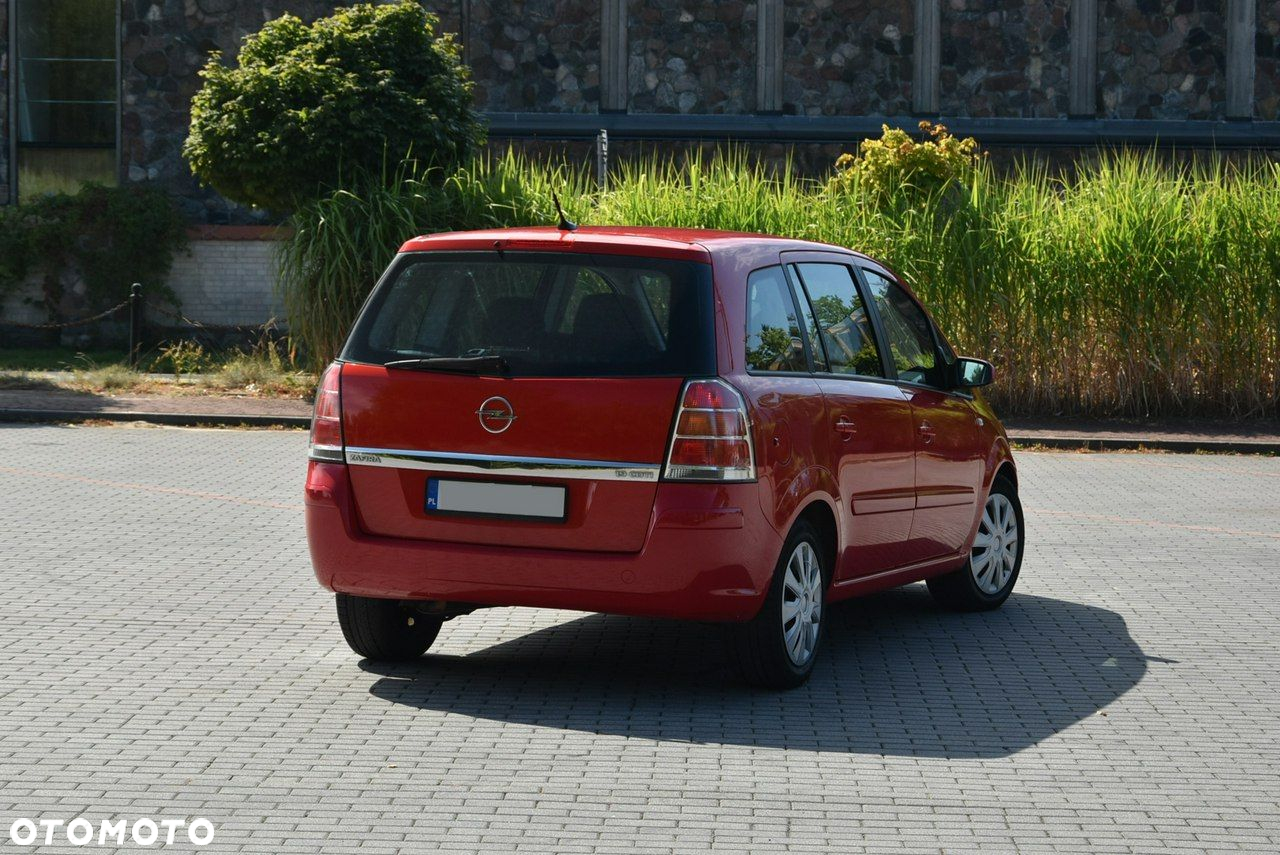 Opel Zafira - 17