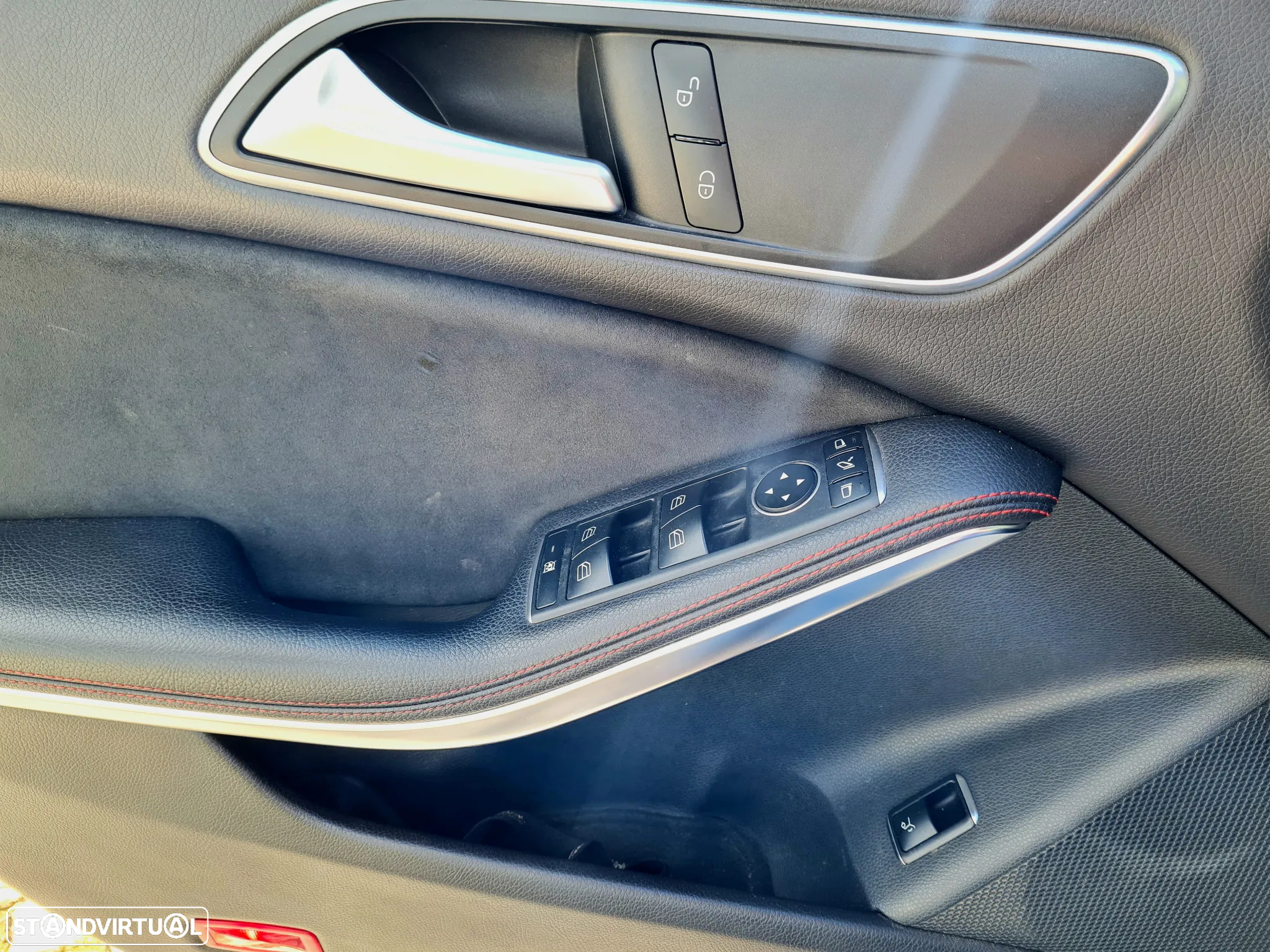 Mercedes-Benz CLA 220 d Shooting Brake AMG Line Aut. - 27