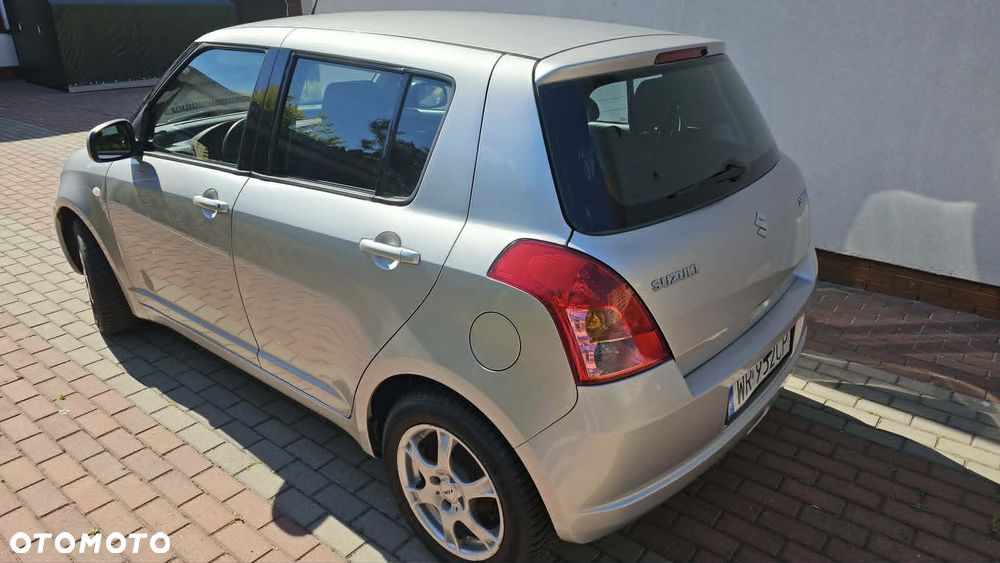 Suzuki Swift - 6