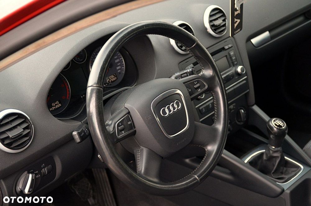 Audi A3 Sportback - 16