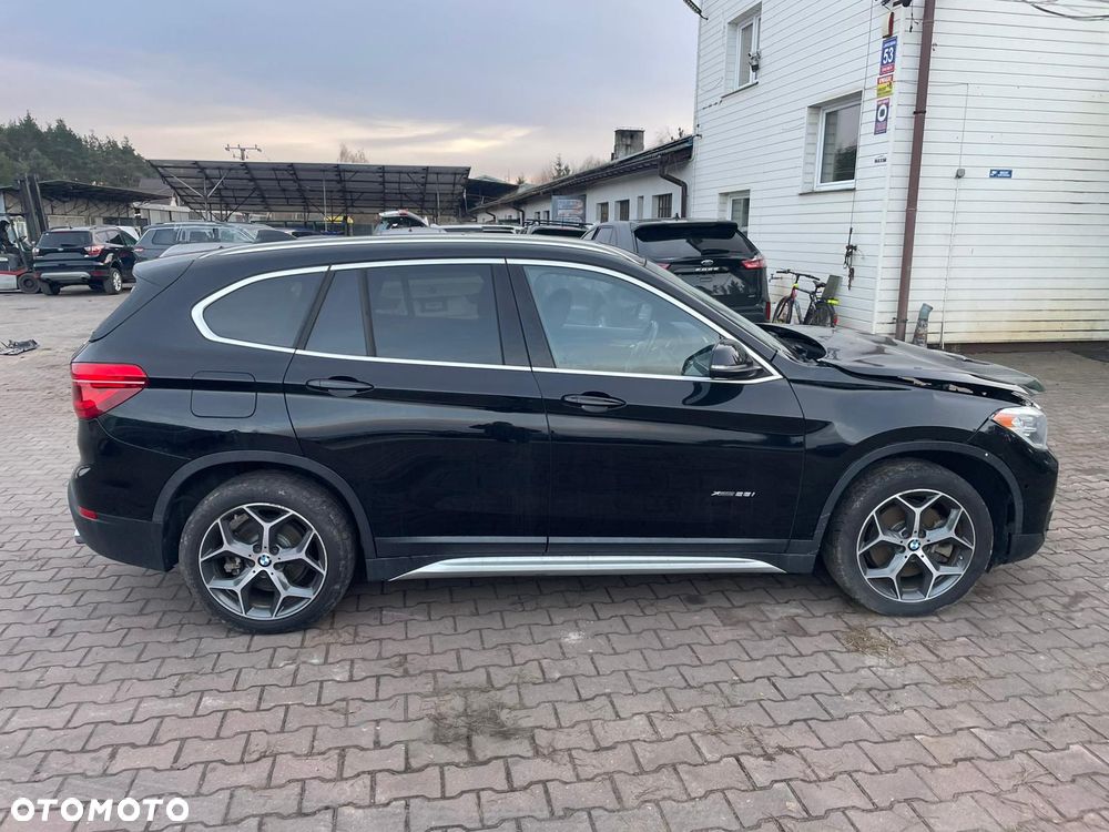 BMW X1 - 1