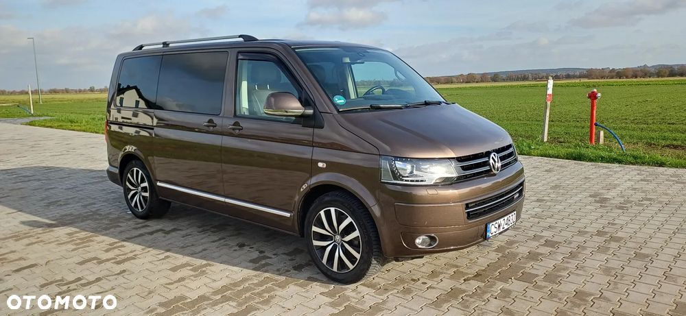Volkswagen Multivan - 13