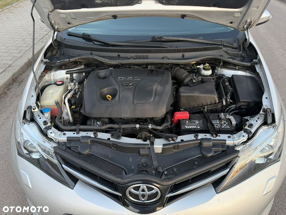 Toyota Auris 1.4 D-4D Life Plus - 17