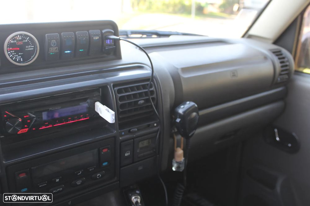 Land Rover Discovery 2.5 TD5 - 28